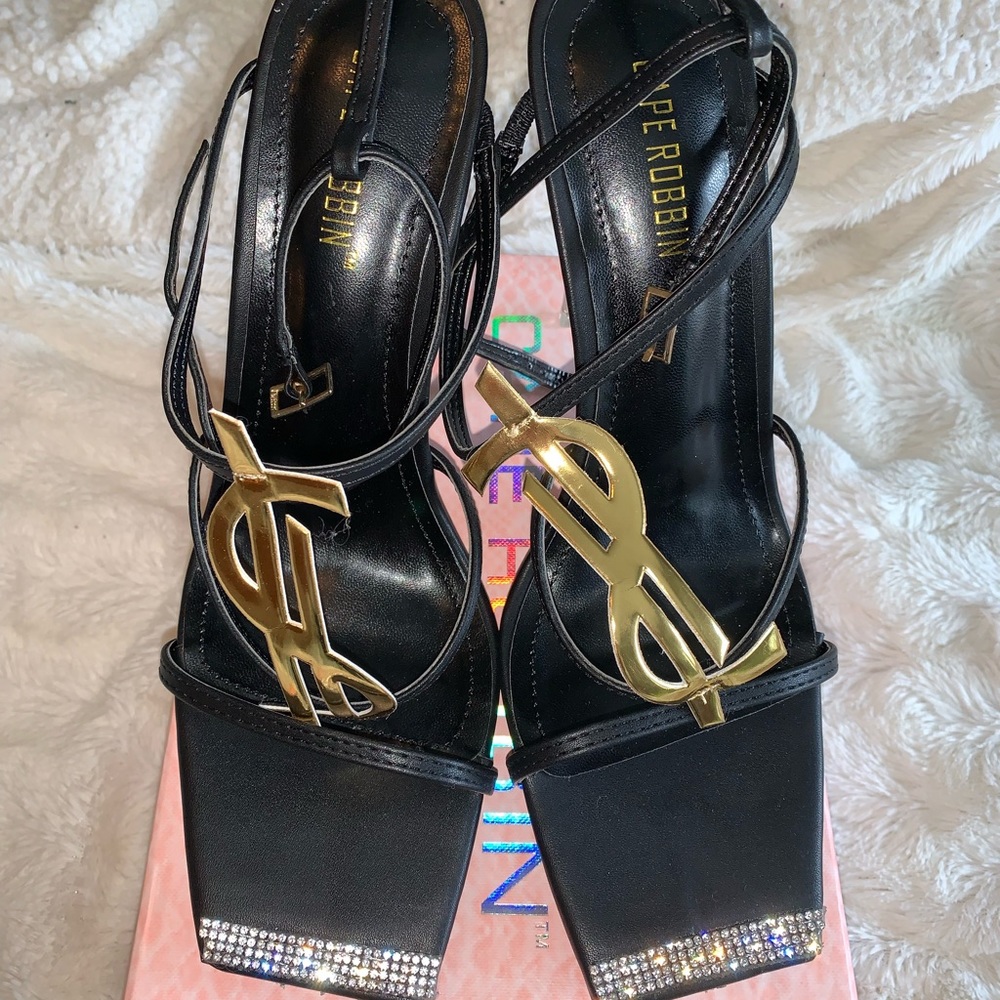 CAPE ROBBIN $Ambition$ heels